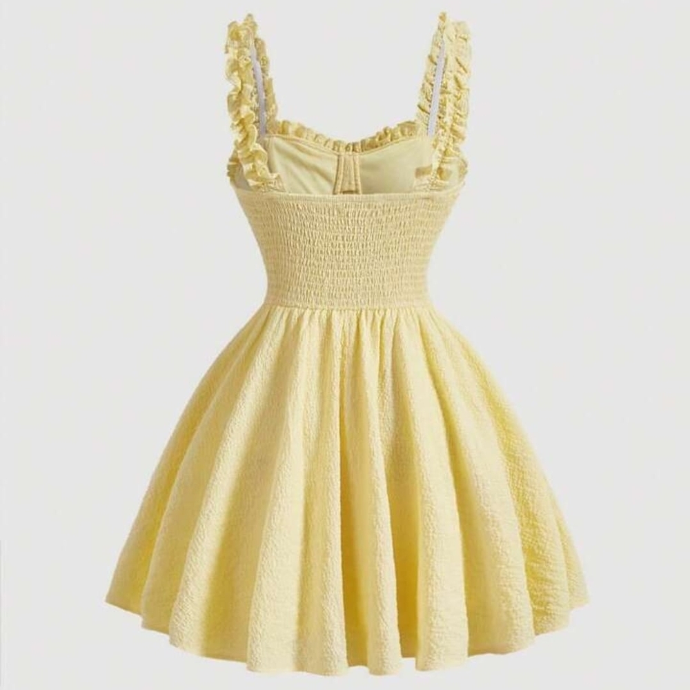 Elegant Yellow Ruffle Dress - Picture 2 of 4
